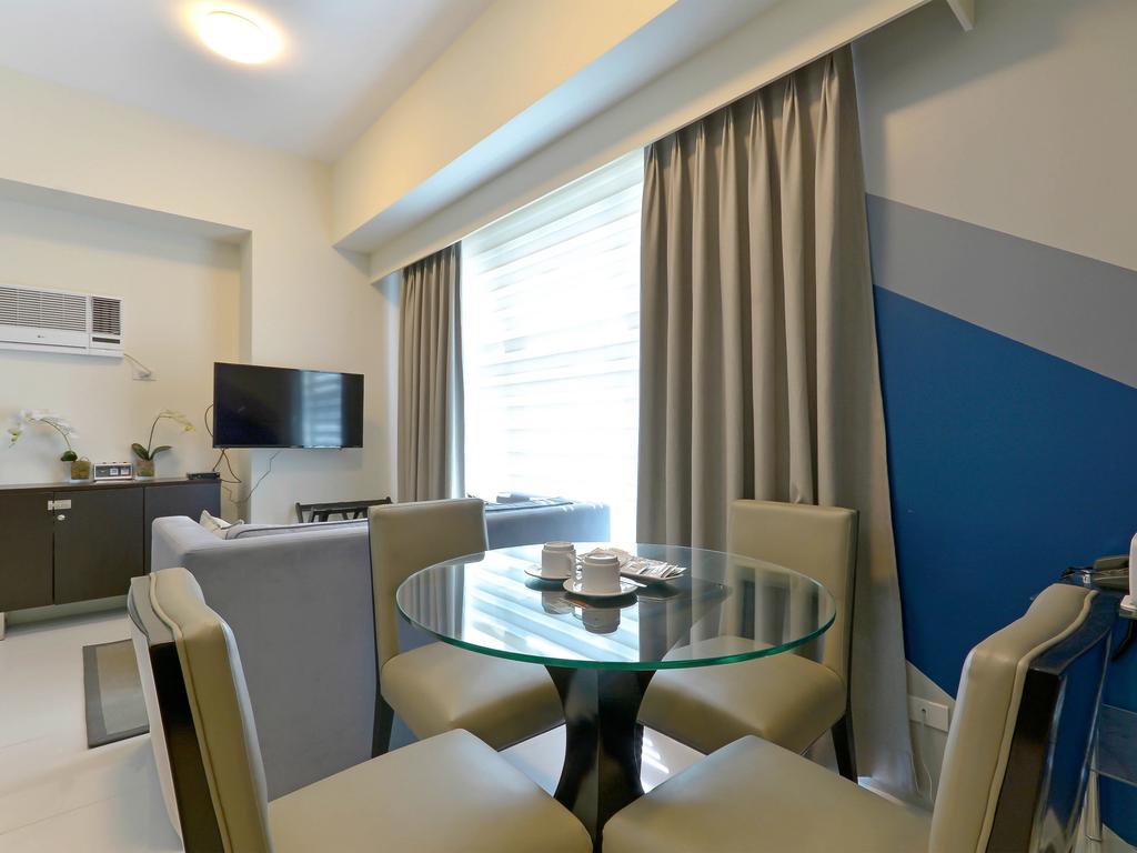 Currency Serviced Suites Manille Extérieur photo